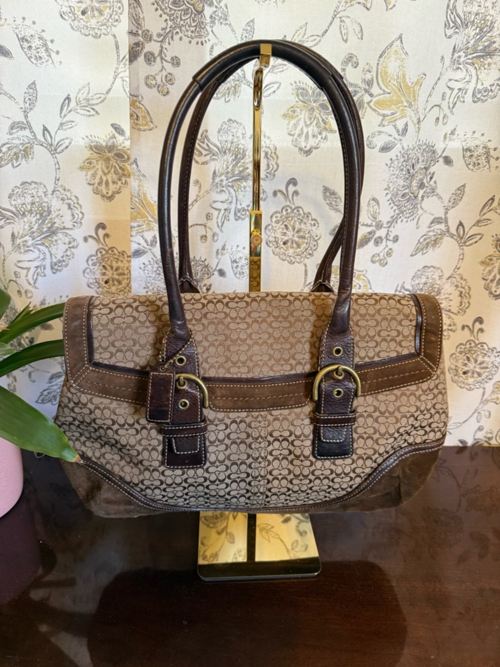 Vintage Coach Soho signature jacquard flap buckle shoulder bag.